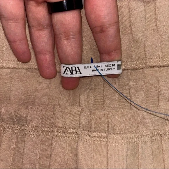 Zara Beige Textured Pencil Skirt - Picture 3 of 5